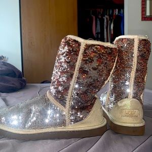 Sequin UGG boots worn maybe 5 times great condition size 8